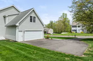 8 Brockett Rd, Wallingford, CT 06492 - Photo 36