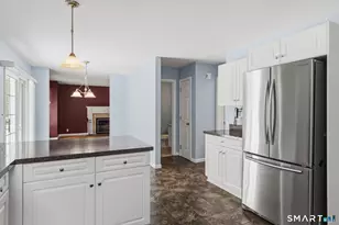 8 Brockett Rd, Wallingford, CT 06492 - Photo 8