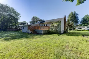 38 Portage Rd, West Hartford, CT 06117 - Photo 36