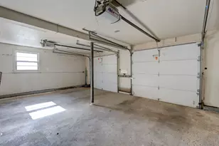 38 Portage Rd, West Hartford, CT 06117 - Photo 32