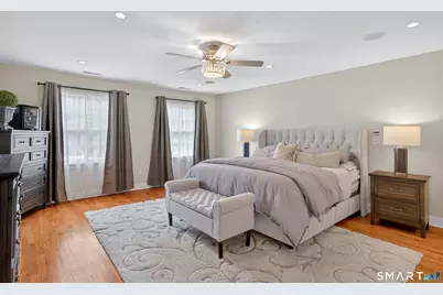 16 Farm Meadow Road, Newtown, CT 06470 - Photo 18