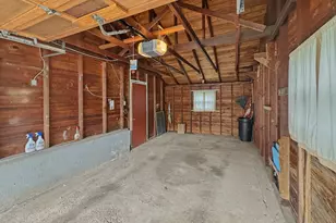 100 Yale Acres Rd, Meriden, CT 06450 - Photo 24