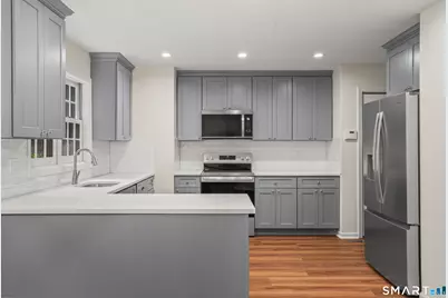3845 Park Avenue #18, Fairfield, CT 06825 - Photo 12