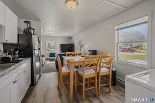158 Midway Oval, Groton, CT 06340 - Photo 6