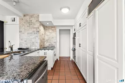 44 Strawberry Hill Avenue #8K, Stamford, CT 06902 - Photo 16