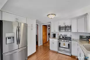 2 Alpine St, Manchester, CT 06040 - Photo 8