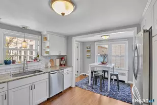 2 Alpine St, Manchester, CT 06040 - Photo 10