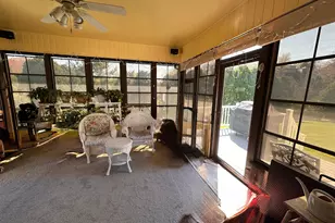 36 Marks Ct, Branford, CT 06405 - Photo 18