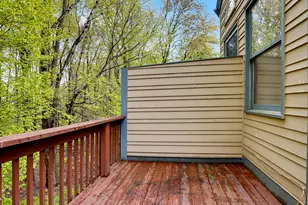 21 L Hermitage Dr, Shelton, CT 06484 - Photo 10