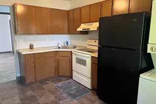 35 Mountain Village Rd, Waterbury, CT 06706 - Photo 8