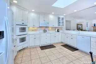 84 Youngstown Rd, Fairfield, CT 06824 - Photo 2