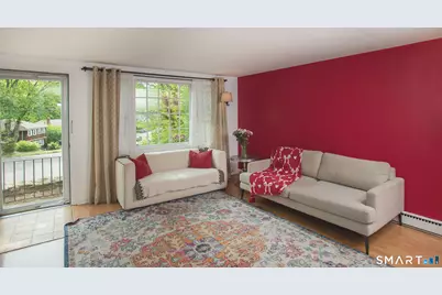 32 East Hills Drive #32, New Canaan, CT 06840 - Photo 2