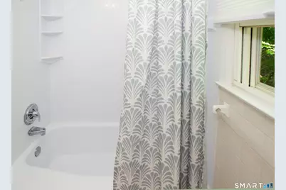 32 East Hills Drive #32, New Canaan, CT 06840 - Photo 8