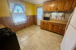 186 Alexander Rd, New Britain, CT 06053 - Photo 2