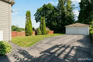 112 Colonial Rd, Stamford, CT 06906 - Photo 36