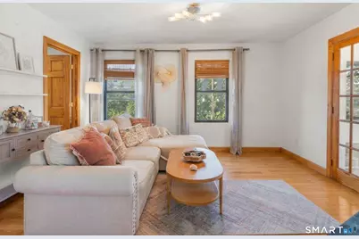 112 Colonial Road, Stamford, CT 06906 - Photo 2