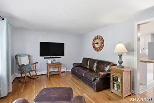 9 Overhill Rd, Enfield, CT 06082 - Photo 10