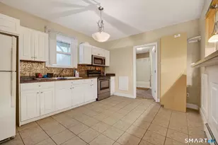 670 Hanover Rd, Meriden, CT 06451 - Photo 14
