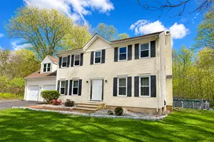 52 Grieb Trail, Wallingford, CT 06492 - Photo 2