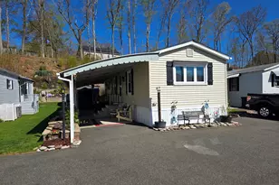67 Loring Ct, Wallingford, CT 06492 - Photo 1