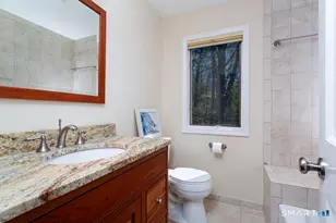 37 Hidden Brook Dr, Brookfield, CT 06804 - Photo 24