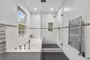38 Brodwood Dr, Stamford, CT 06902 - Photo 20