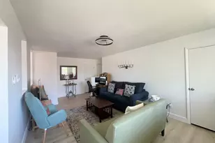 177 Kennedy Dr, Bridgeport, CT 06606 - Photo 14