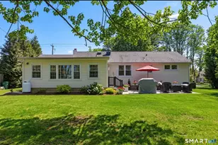 71 Maple Ave, Old Saybrook, CT 06475 - Photo 18
