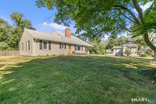 165 Brown St, Middletown, CT 06457 - Photo 2