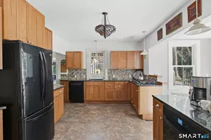104 Putnam Rd, Pomfret, CT 06259 - Photo 12