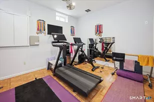 293 Bouton St W, Stamford, CT 06907 - Photo 30