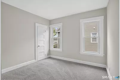 95 Parrott Avenue, Bridgeport, CT 06606 - Photo 10