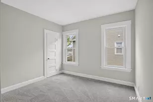 95 Parrott Ave, Bridgeport, CT 06606 - Photo 10
