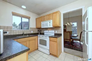 149 Heritage Vlg, Southbury, CT 06488 - Photo 6