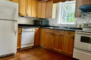 10 Monroe St, North Haven, CT 06473 - Photo 6