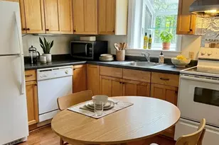 10 Monroe St, North Haven, CT 06473 - Photo 24