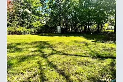 10 Monroe Street, North Haven, CT 06473 - Photo 14