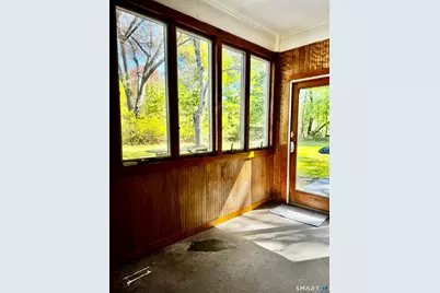 10 Monroe Street, North Haven, CT 06473 - Photo 12