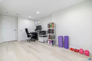 69 Webb Ave, Stamford, CT 06902 - Photo 30