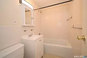 27 Northill St, Stamford, CT 06907 - Photo 20