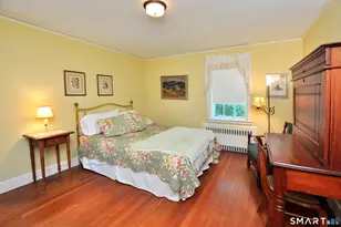 102 Ridgewood Rd, West Hartford, CT 06107 - Photo 24