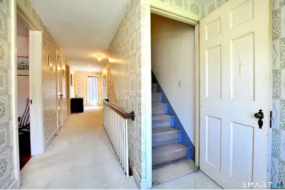 102 Ridgewood Road, West Hartford, CT 06107 - Photo 30