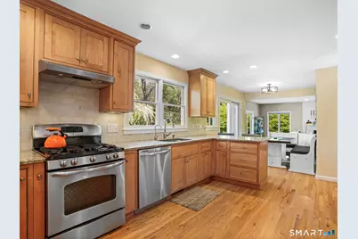 4490 Madison Avenue, Trumbull, CT 06611 - Photo 12