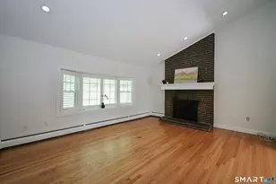 12 Crane Pl, Simsbury, CT 06070 - Photo 8