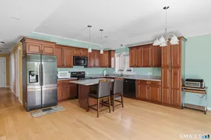49 Allen St, New Britain, CT 06053 - Photo 6