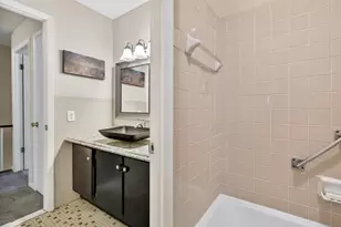 138 Sheraton Ln, Norwich, CT 06360 - Photo 26