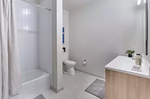 [Address not provided], New Haven, CT 06511 - Photo 6