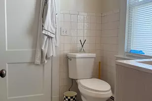22 Edward St, East Haven, CT 06512 - Photo 8