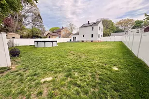 156 Ridge Rd, Stratford, CT 06614 - Photo 4