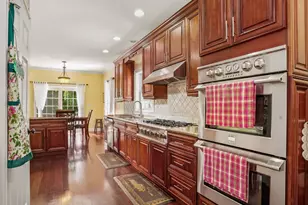 56 Barholm Ave, Stamford, CT 06907 - Photo 10